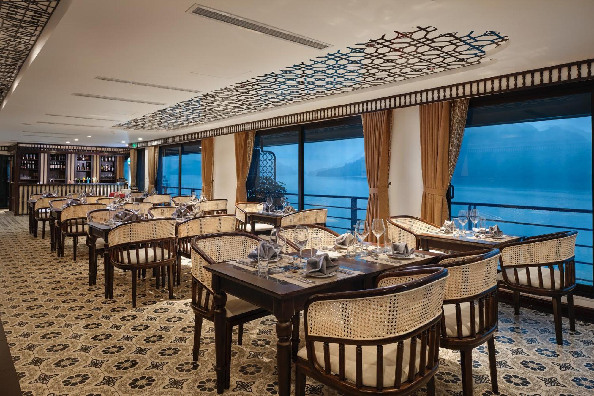 Hotel Era Premium Cruises Halong Ha Long Exteriér fotografie