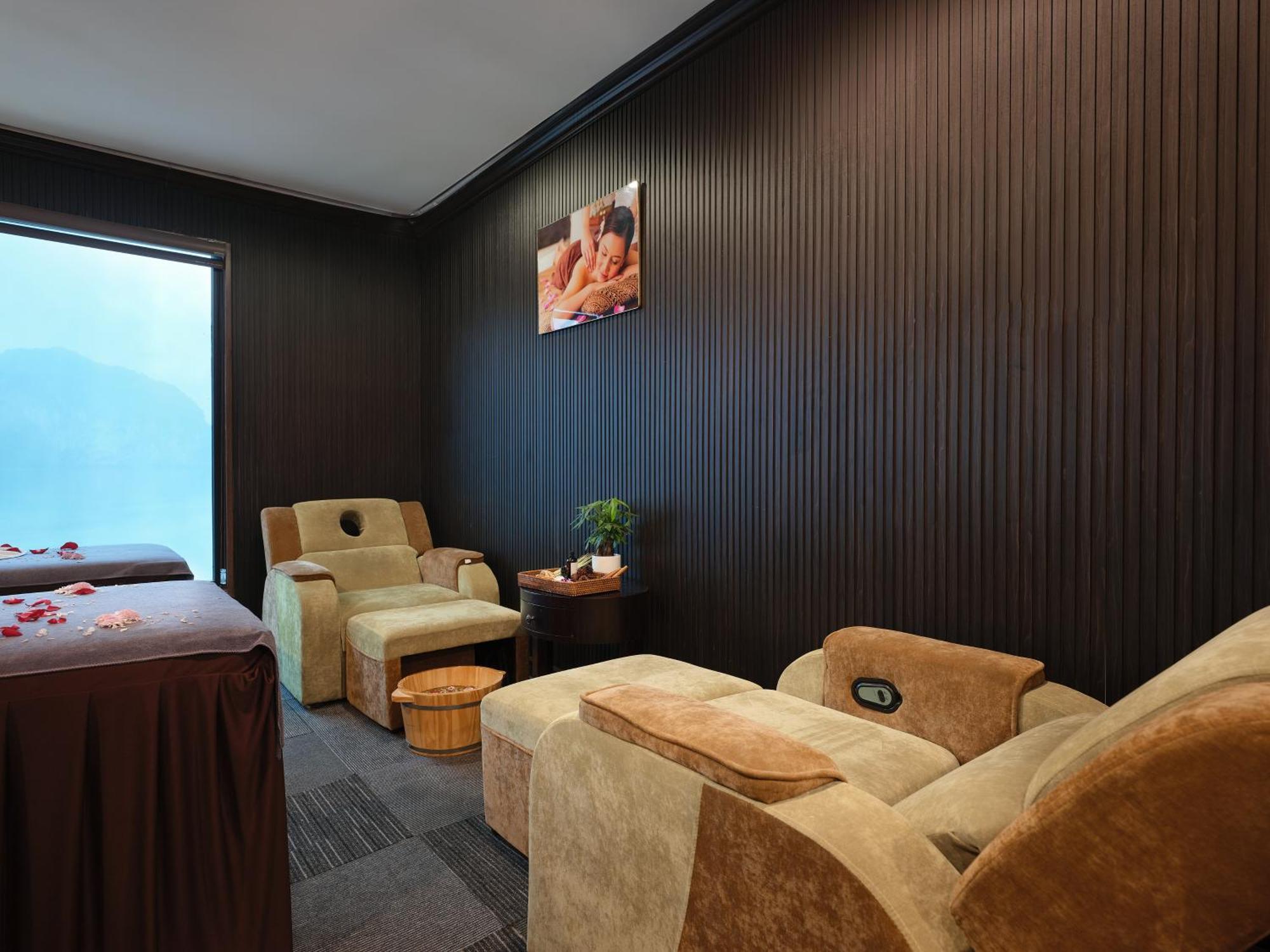 Hotel Era Premium Cruises Halong Ha Long Exteriér fotografie