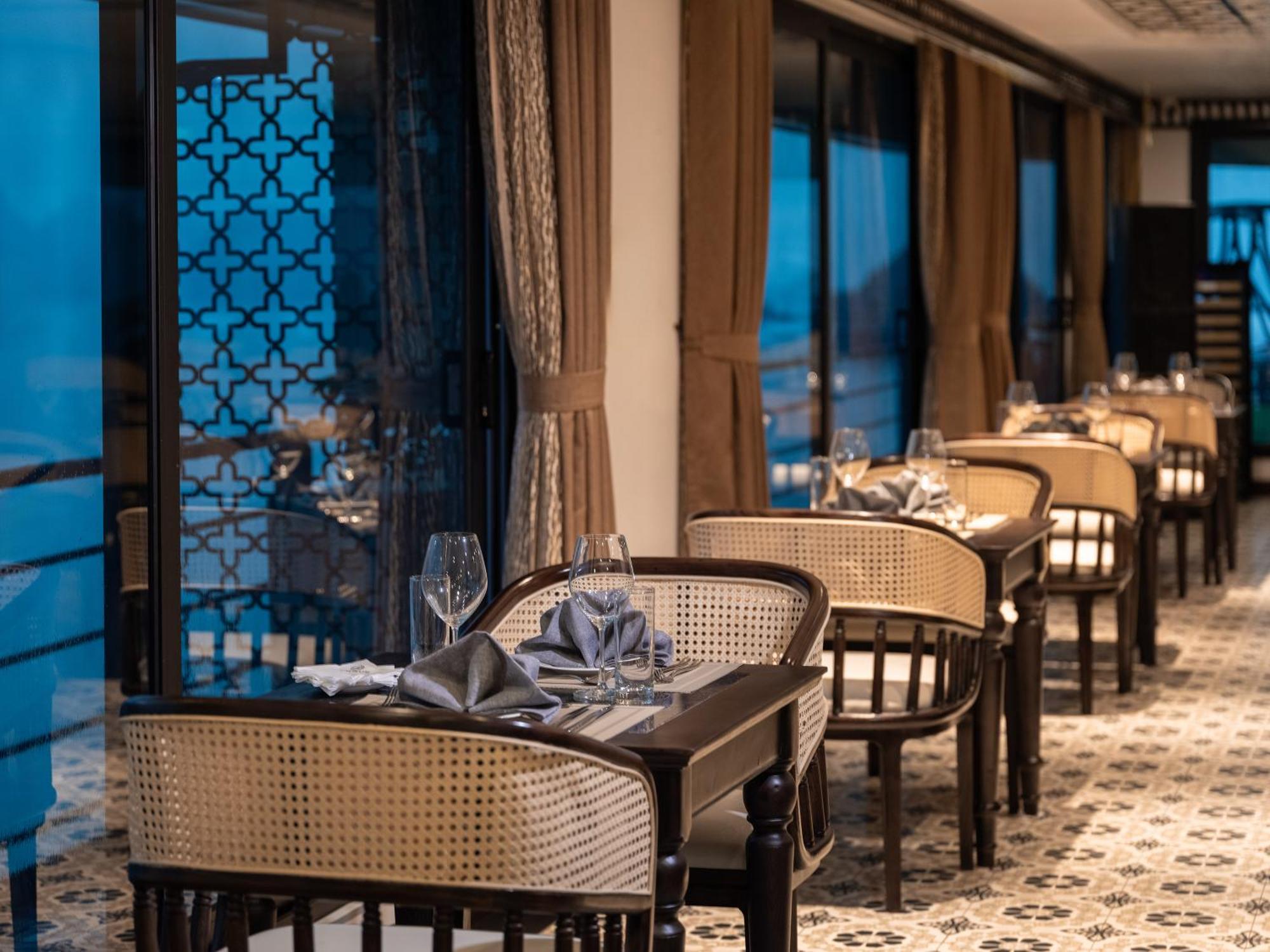 Hotel Era Premium Cruises Halong Ha Long Exteriér fotografie